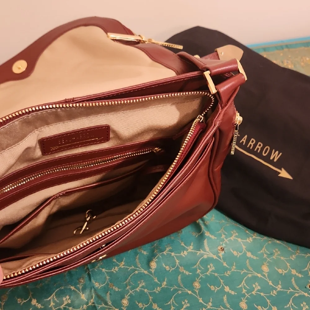 Beau + Arrow Charley Hobo - Picture 11 of 13